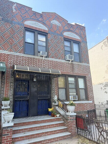 More Photos Of 1720 11th Ave, Brooklyn Apartments For Sale