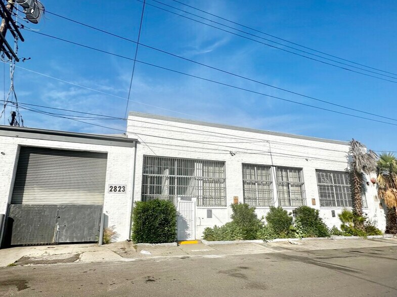 More Photos Of 2823 E 11th St, Los Angeles Manufacturing For Lease