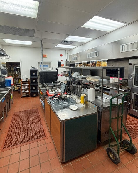 More Photos Of 4526-4532 Georgia Ave NW, Washington Restaurant For Sale