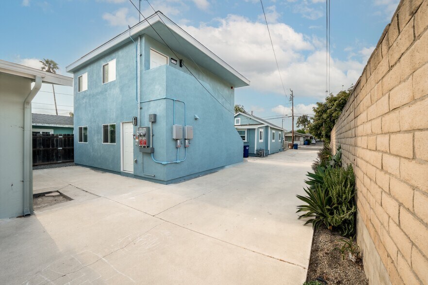 More Photos Of 132-138 W Ramona St, Ventura Apartments For Sale