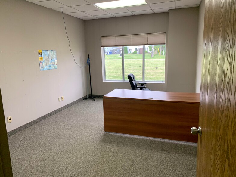 More Photos Of 775 Gillard St, Wallaceburg Industrial For Sale