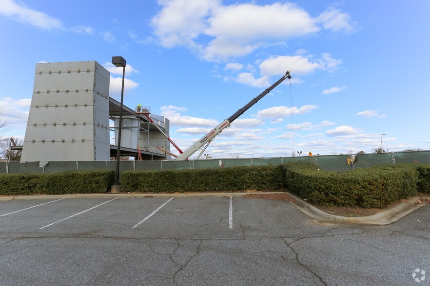 More Photos Of 7840 Lyles Ln NW, Concord Freestanding For Sale