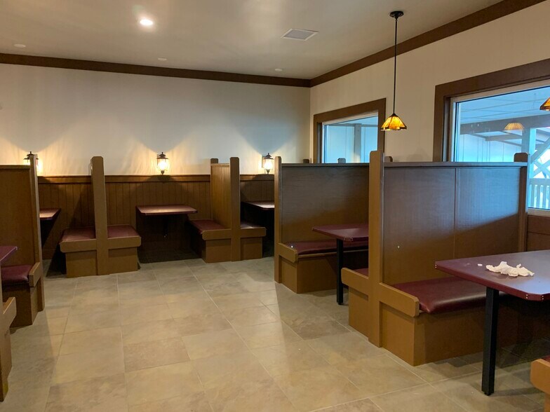 More Photos Of 219 Myrtle Ave, Carolina Beach Restaurant For Lease