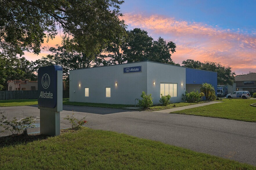 More Photos Of 3209 30th Ave S, Saint Petersburg Office For Sale