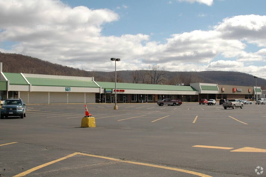 More Photos Of 3162-3180 Lake Rd, Horseheads Storefront For Sale