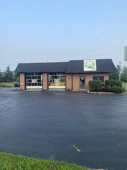 More Photos Of 4596 Old Troy Pike, Riverside Specialty For Sale