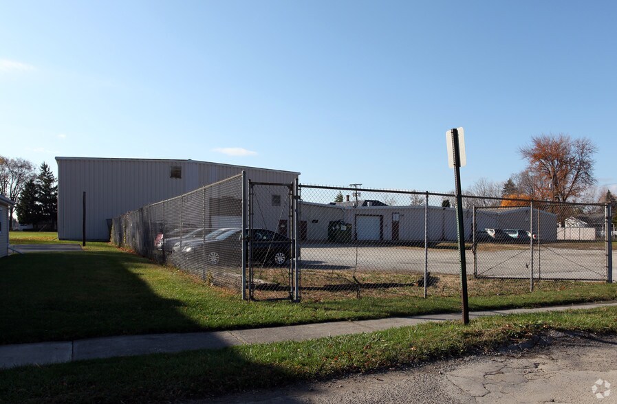 More Photos Of 240 Andrus Rd, Northwood Manufacturing For Lease