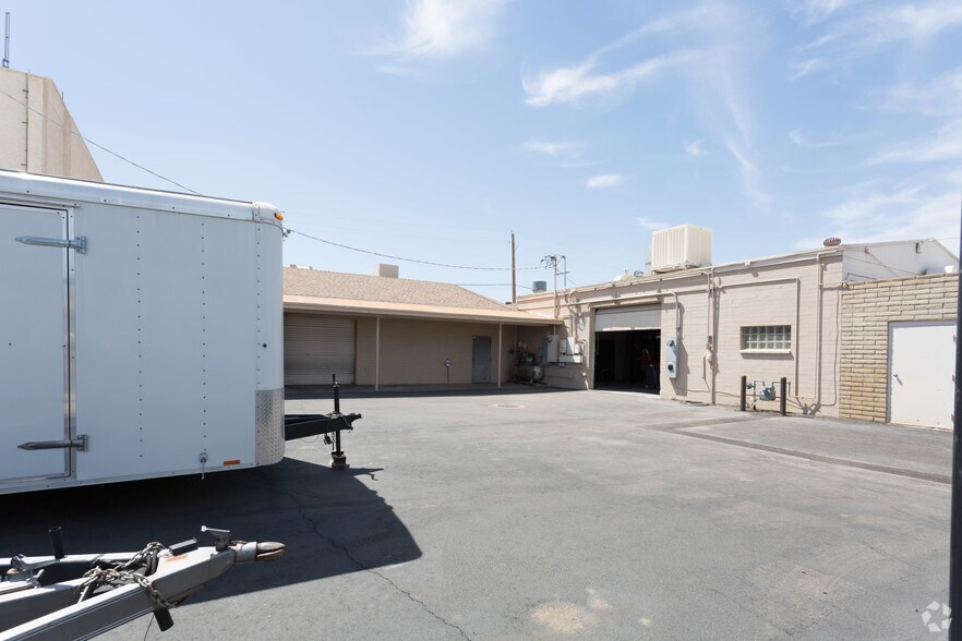 More Photos Of 2017 W Ironwood Dr, Phoenix Service For Sale