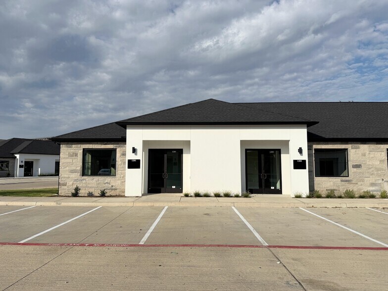 More Photos Of 6000 Alma Rd, McKinney Office For Sale