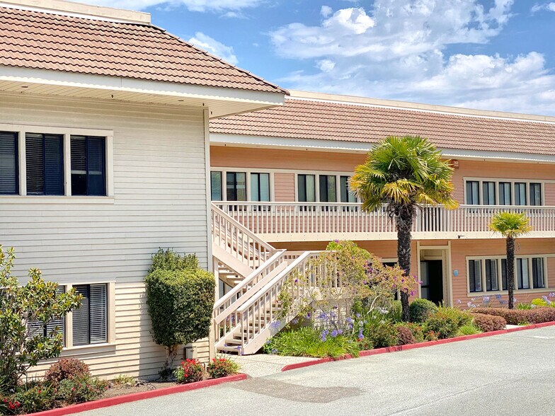 More Photos Of 2165 E Francisco Blvd, San Rafael Unknown For Lease