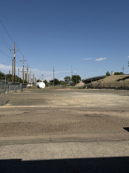 More Photos Of 712 S Milam St, Amarillo Warehouse For Lease