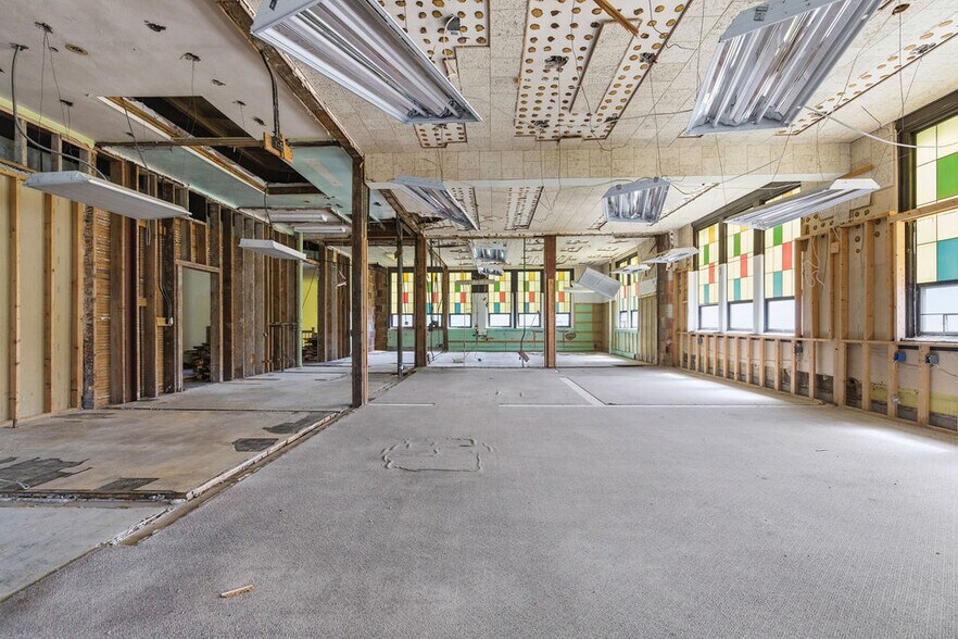 More Photos Of 642 S Main St, Central Square Office Residential For Lease