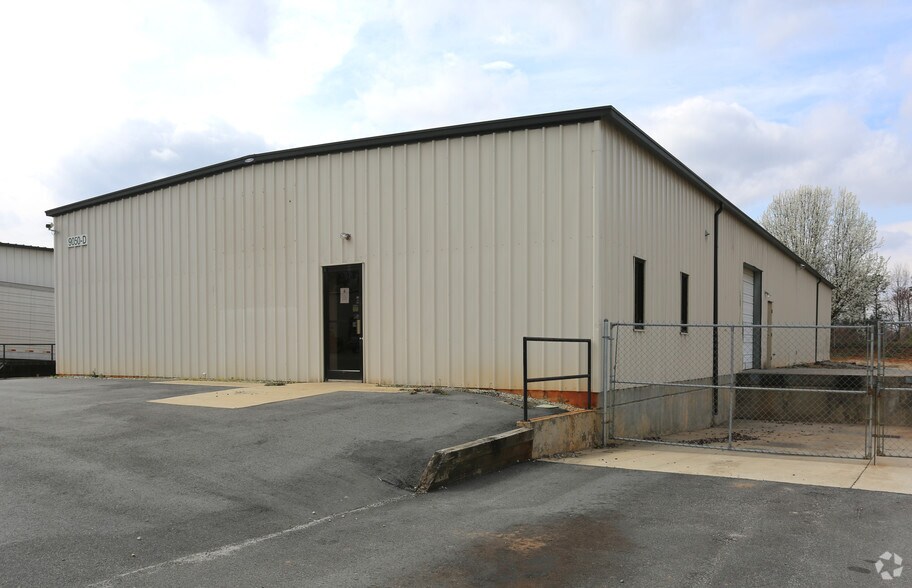 Primary Photo Of 9050 W Market St, Colfax Warehouse For Lease