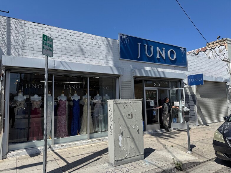 Primary Photo Of 612 E 12th St, Los Angeles Veterinarian Kennel For Sale