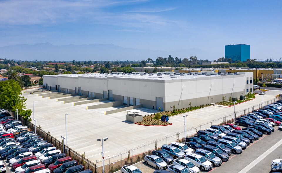 More Photos Of 905 Westminster Ave, Alhambra Warehouse For Lease