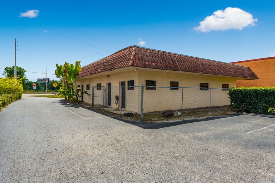 More Photos Of 8267 S Us-1 Hwy, Port Saint Lucie Freestanding For Sale