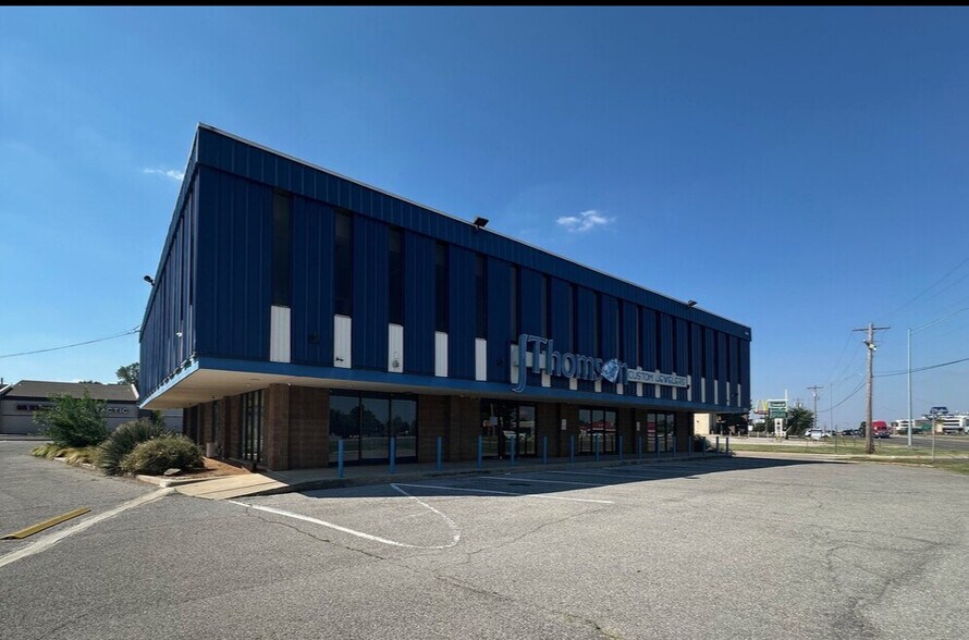 More Photos Of 5770 NW Expressway St, Oklahoma City Office For Lease