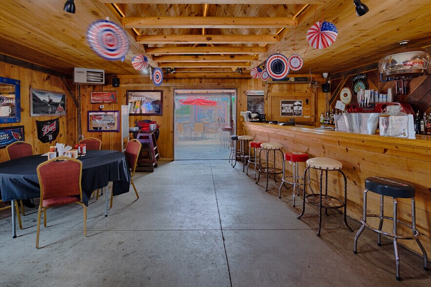 More Photos Of 4048 Porter Mountain Rd, Lakeside Restaurant For Sale