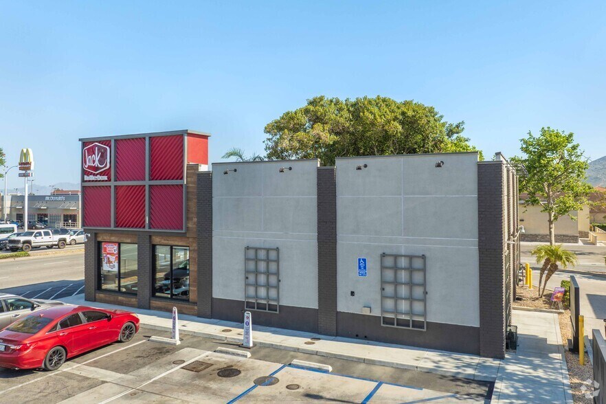 More Photos Of 16755-16873 Valley Blvd, Fontana Unknown For Lease