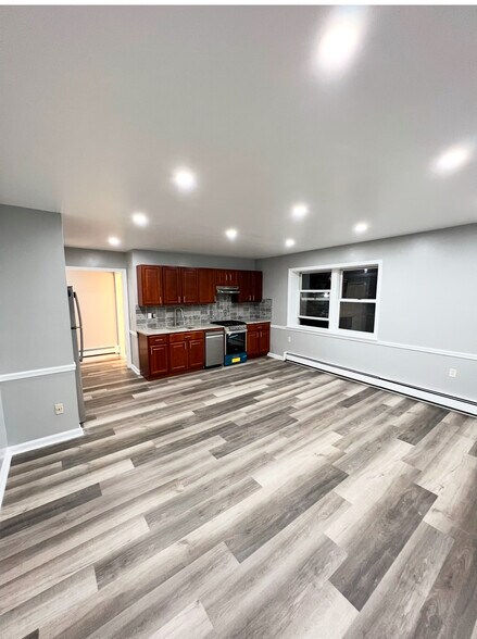 More Photos Of 2412 Boston Post Rd, Larchmont Apartments For Sale