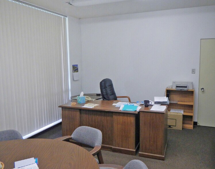 More Photos Of 191 S Columbia St, Hemet Religious Facility For Sale