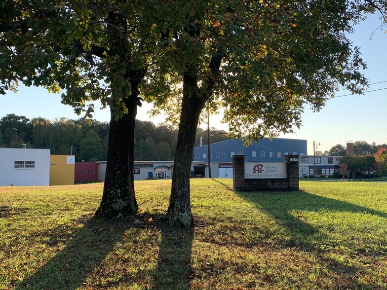 Primary Photo Of 359 Hood Rd, Jasper Manufacturing For Lease