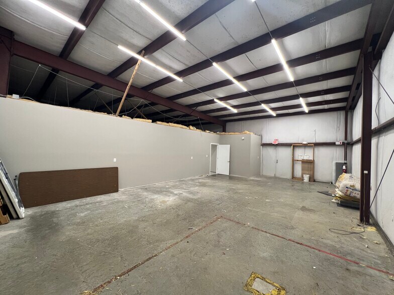 More Photos Of 810 E Craig St, Atmore Medical For Sale