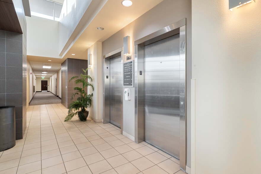 More Photos Of , Las Vegas Office For Sale