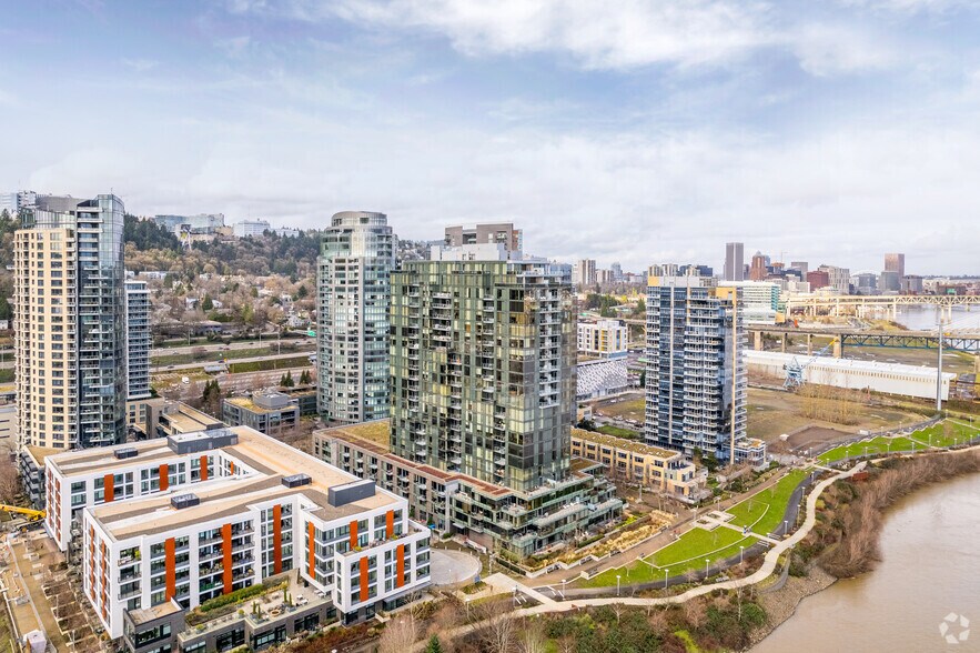 More Photos Of 841 S Gaines St, Portland Apartments For Sale