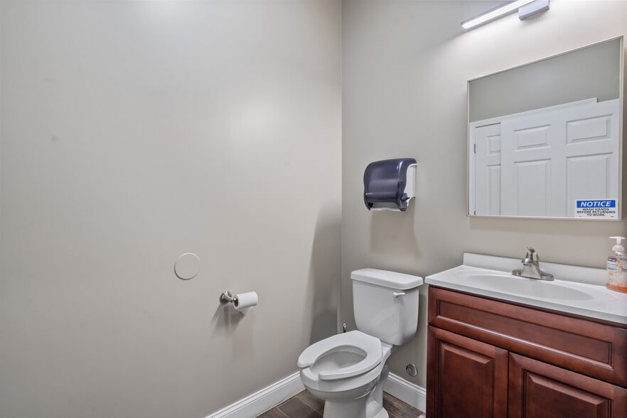 More Photos Of 8568 Brewerton Rd, Brewerton Auto Salvage Facility For Sale