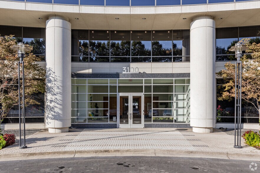 More Photos Of 3100 Interstate N Cir, Atlanta Office For Lease