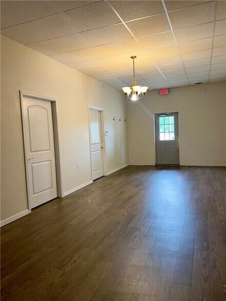 More Photos Of 199 Harmony Rd, Huntsville Office For Sale