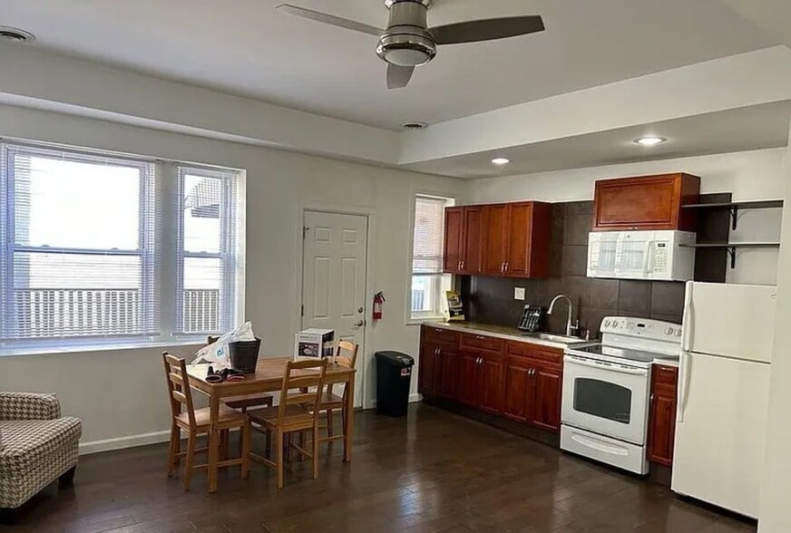 More Photos Of 120 S 46th St, Philadelphia Multifamily For Sale