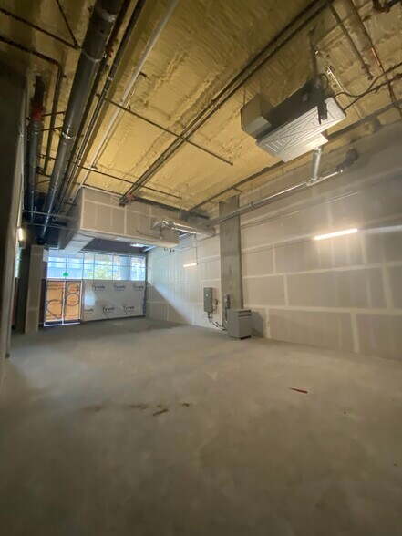 More Photos Of 825 S Hill St, Los Angeles Apartments For Lease