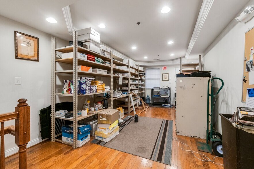 More Photos Of 1133 Light St, Baltimore Storefront Retail Office For Sale