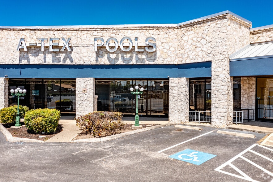 More Photos Of 9323 Perrin Beitel Rd, San Antonio Unknown For Lease