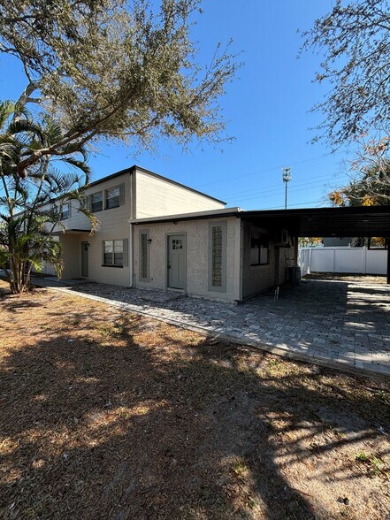 More Photos Of 11916-11982 133rd Ave, Largo Apartments For Sale