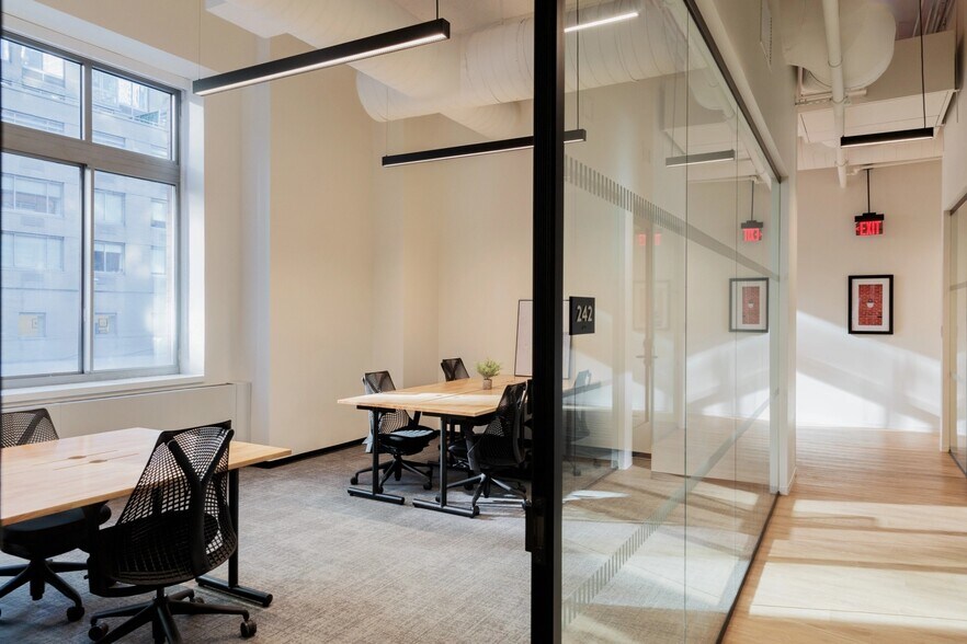 More Photos Of 776 6th Ave, New York Coworking Space