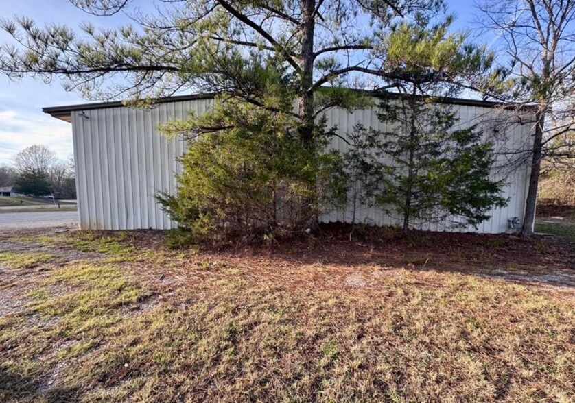 More Photos Of 18130 TN-125, Bolivar Flex For Sale