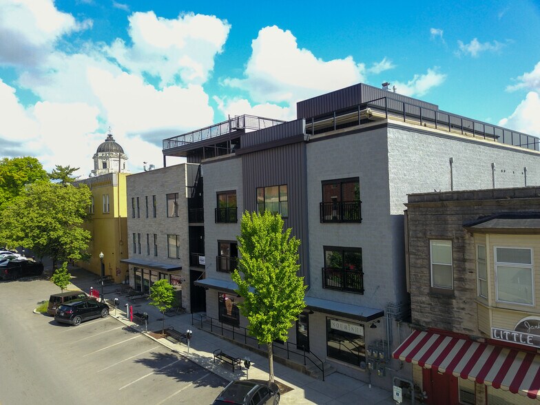 More Photos Of 217 W 6th St, Bloomington Apartments For Sale