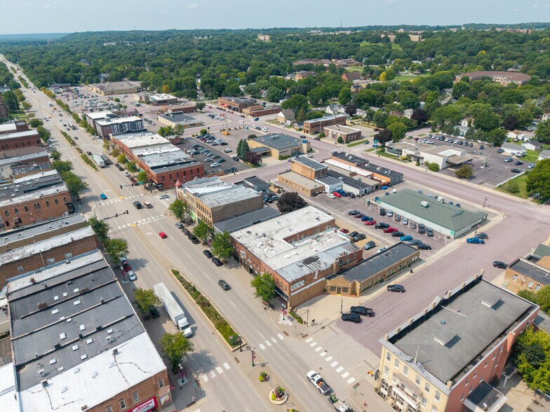 More Photos Of 200 S Minnesota Ave, Saint Peter Office For Sale