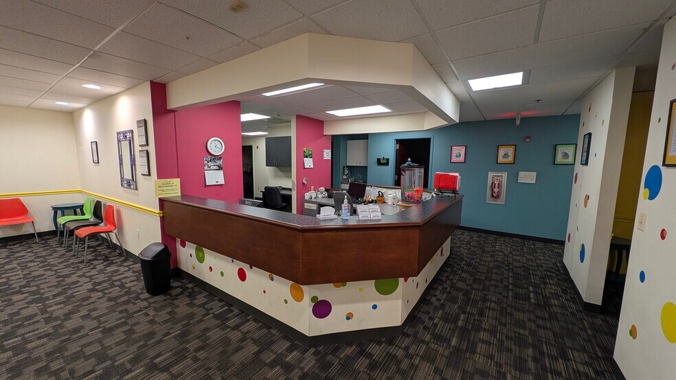 More Photos Of 6100 Day Long Ln, Clarksville Medical For Lease