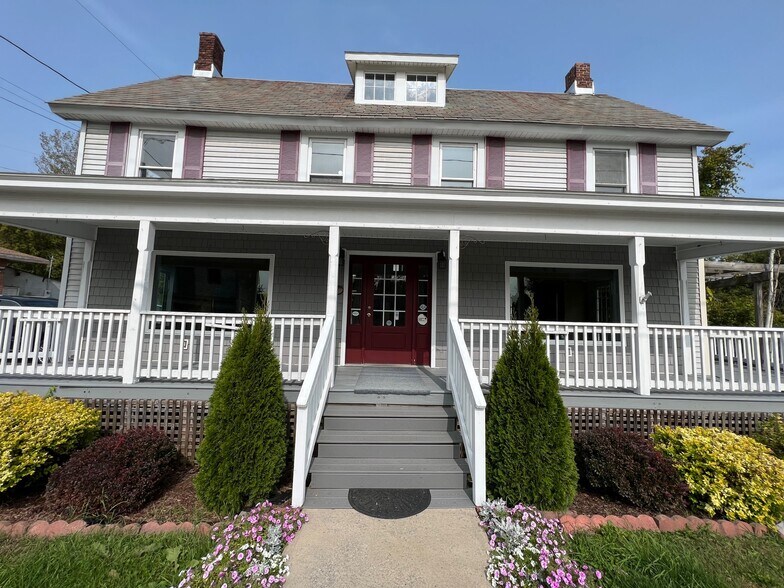 More Photos Of 75 Montcalm St, Ticonderoga Office Residential For Sale