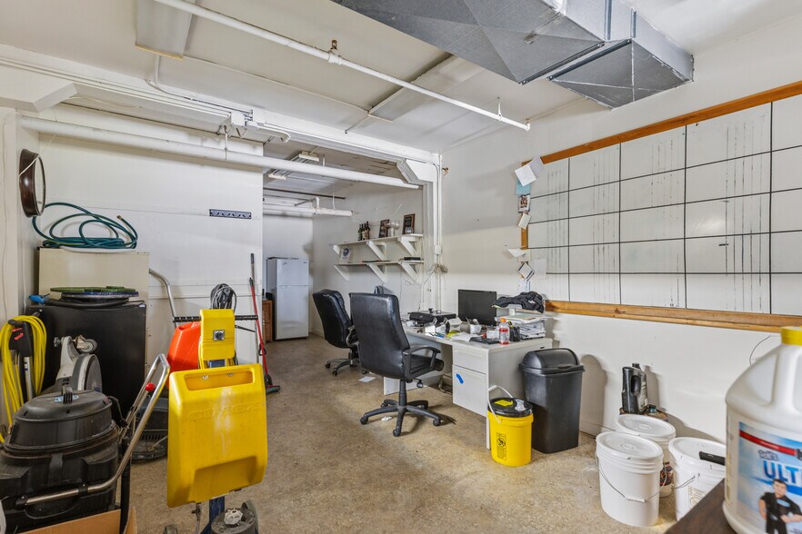 More Photos Of 36 Carpenter Street St, Keene Office For Sale