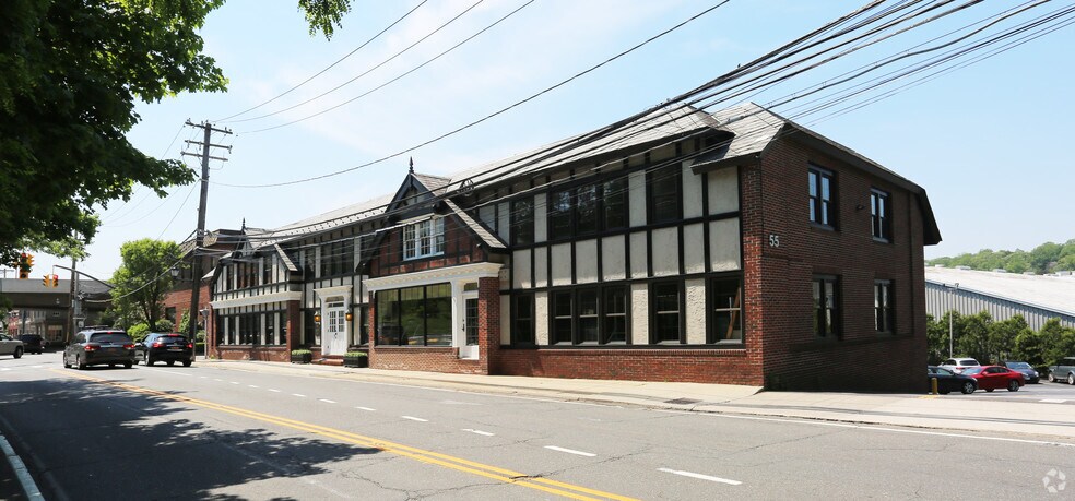 More Photos Of 55 Bryant Ave, Roslyn Office For Sale