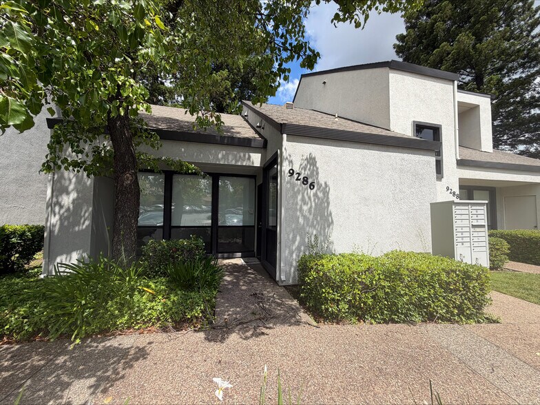 More Photos Of 9286-9290 Madison Ave, Orangevale Loft Creative Space For Lease