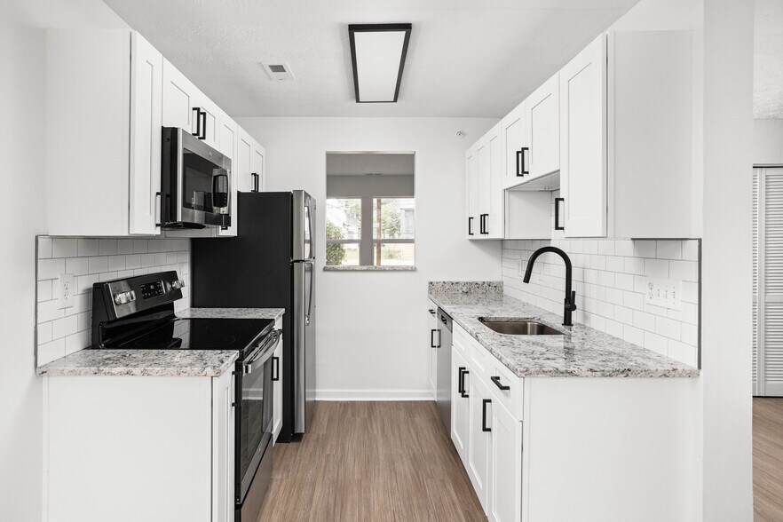 More Photos Of 3821 Central Ave, Indianapolis Apartments For Sale