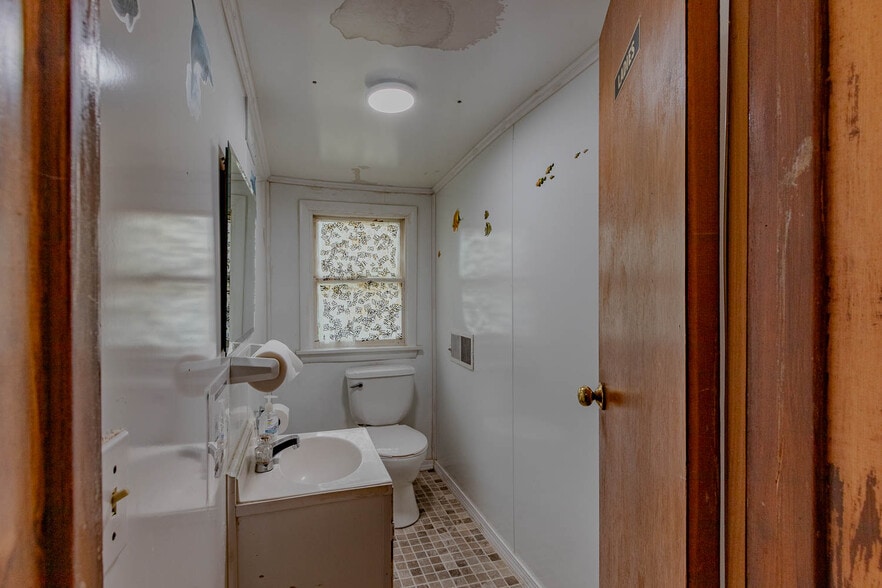 More Photos Of 2090 Halfmoon Valley Rd, Port Matilda Schools For Sale