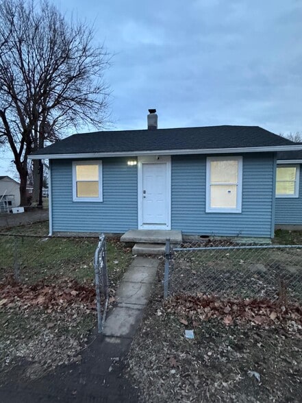 More Photos Of , Indianapolis Specialty For Sale