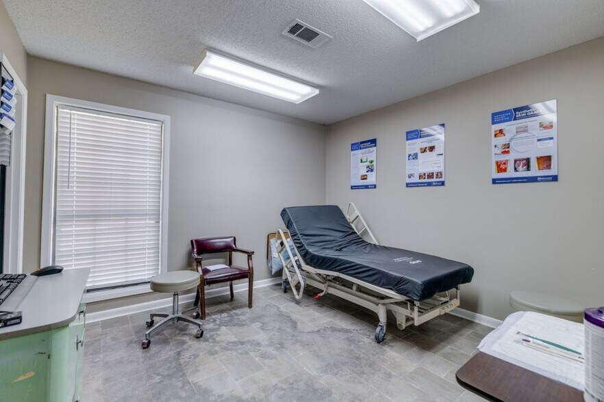 More Photos Of 161 Christian Dr, Rayville Medical For Sale